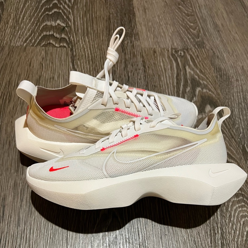 Nike Women's White and Pink Sneakers